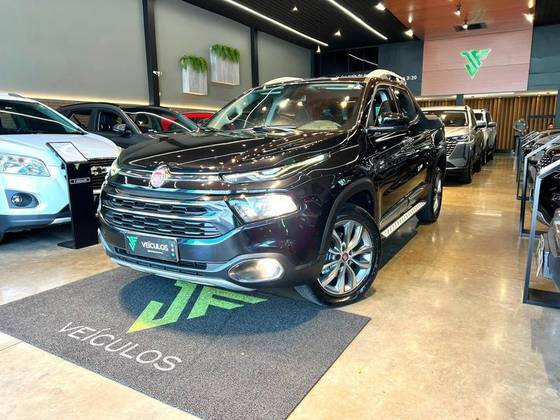 FIAT TORO 2.0 16V TURBO DIESEL VOLCANO 4WD AT9 FIAT TORO 2.0 16V TURBO DIESEL VOLCANO 4WD AT9